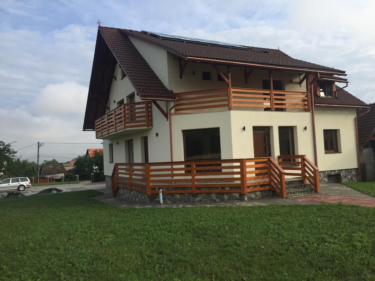 Pensiunea Granada Covasna Luaran gambar