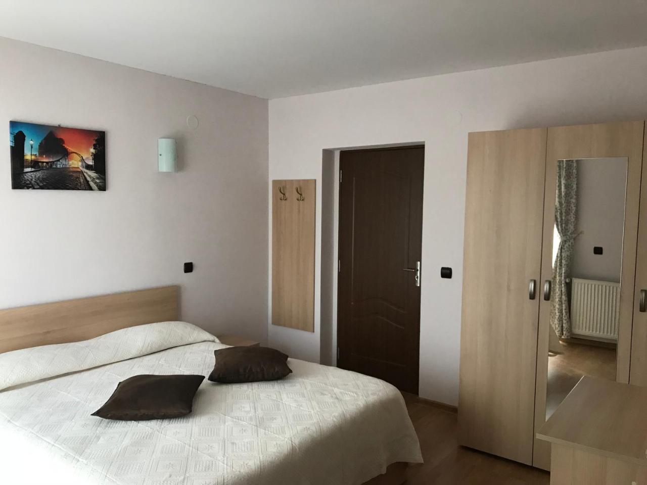 Pensiunea Granada Covasna Luaran gambar